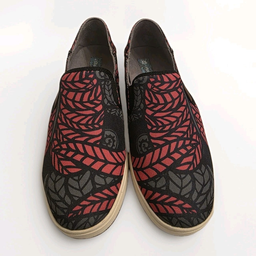 Olukai Kahu PowWow Slip On Shoes Mens 11.5 Red Black Leaf Canvas Loafers 10372